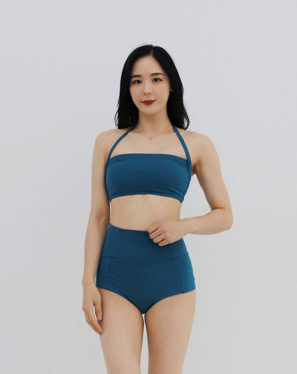 Swimsuit / underwear model wearing image - S18L3